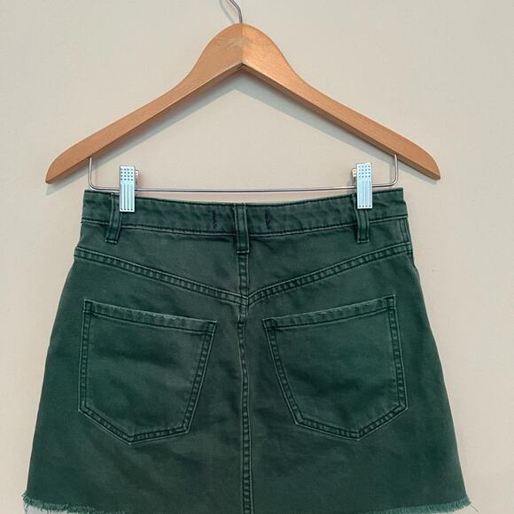 Free People Women's Green Faded Denim Skirt, zipper in front raw hem Size S - Picture 2 of 7